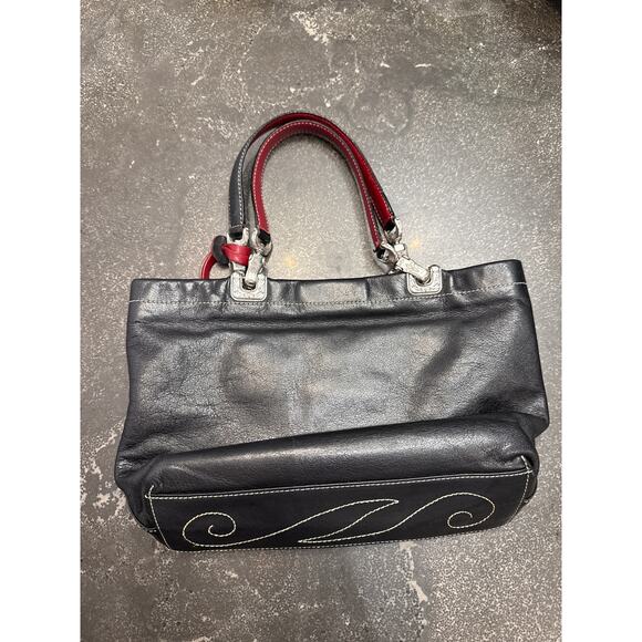 Brighton Black Leather Small Jodi Reversible Tote Handbag, heart stitch design - Picture 8 of 13